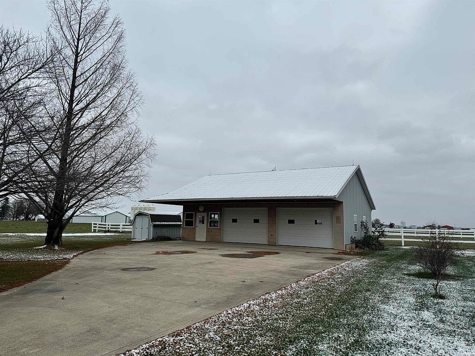 9312 Roberts Rd Woodburn,IN
